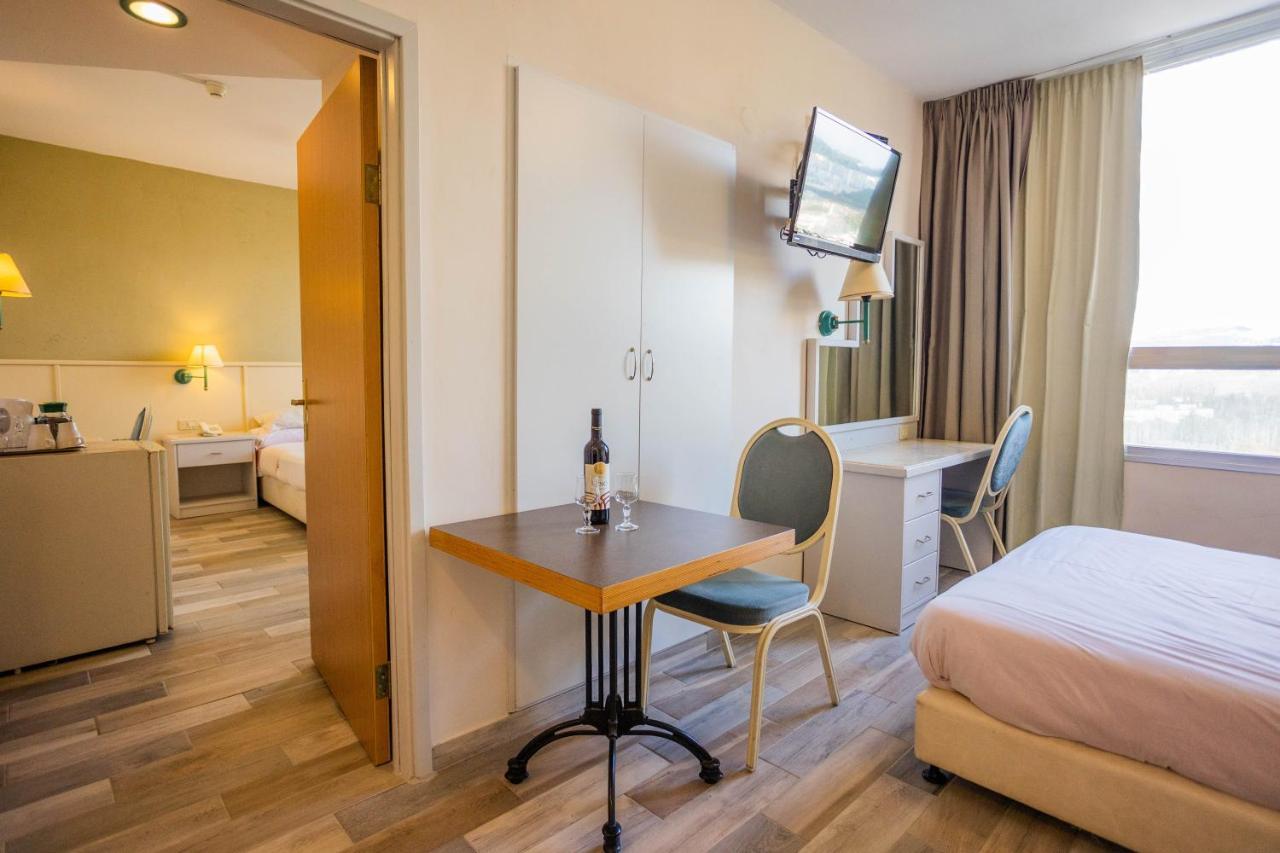Marom Hotel Haifa Exterior foto