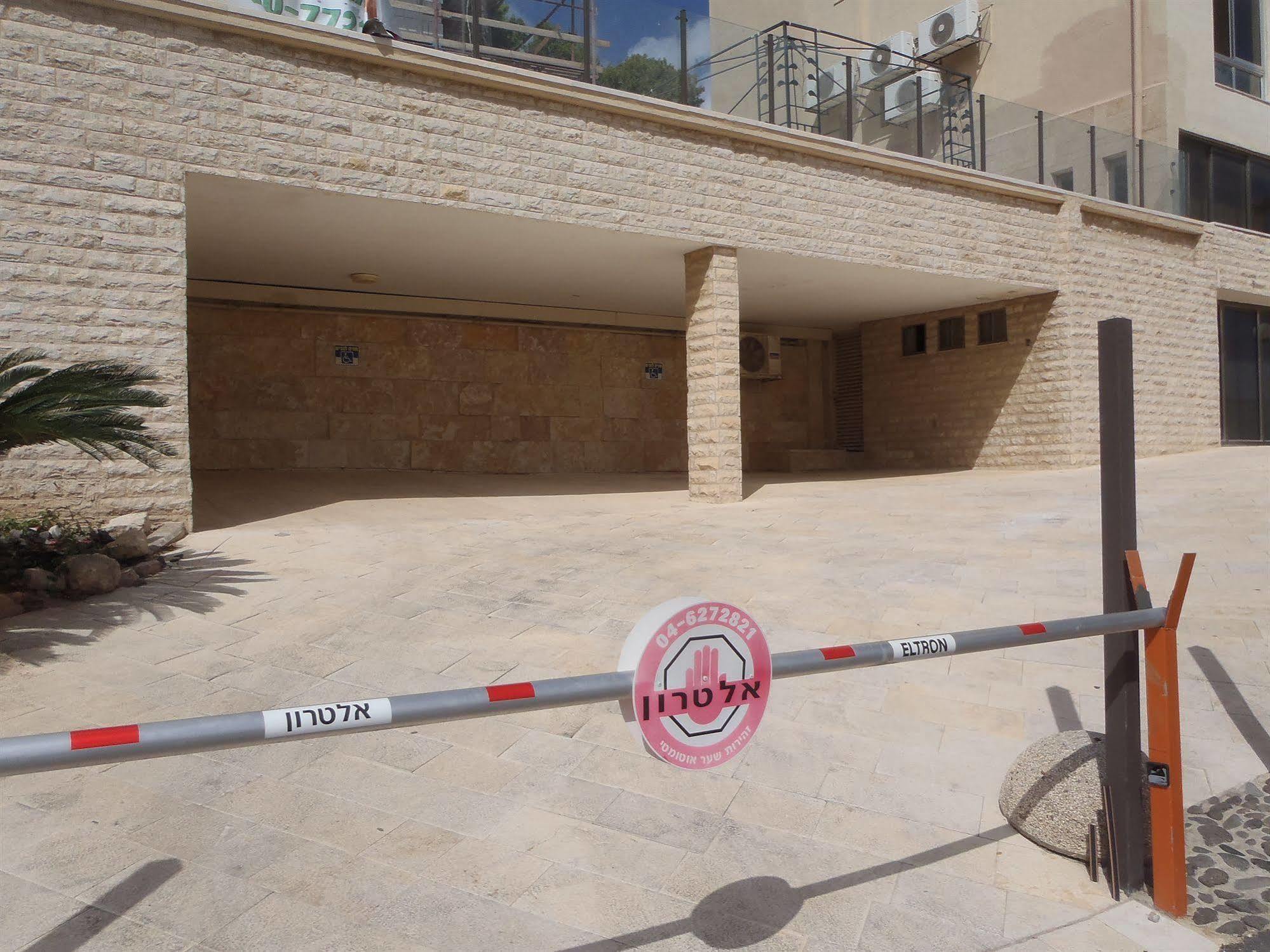 Marom Hotel Haifa Exterior foto