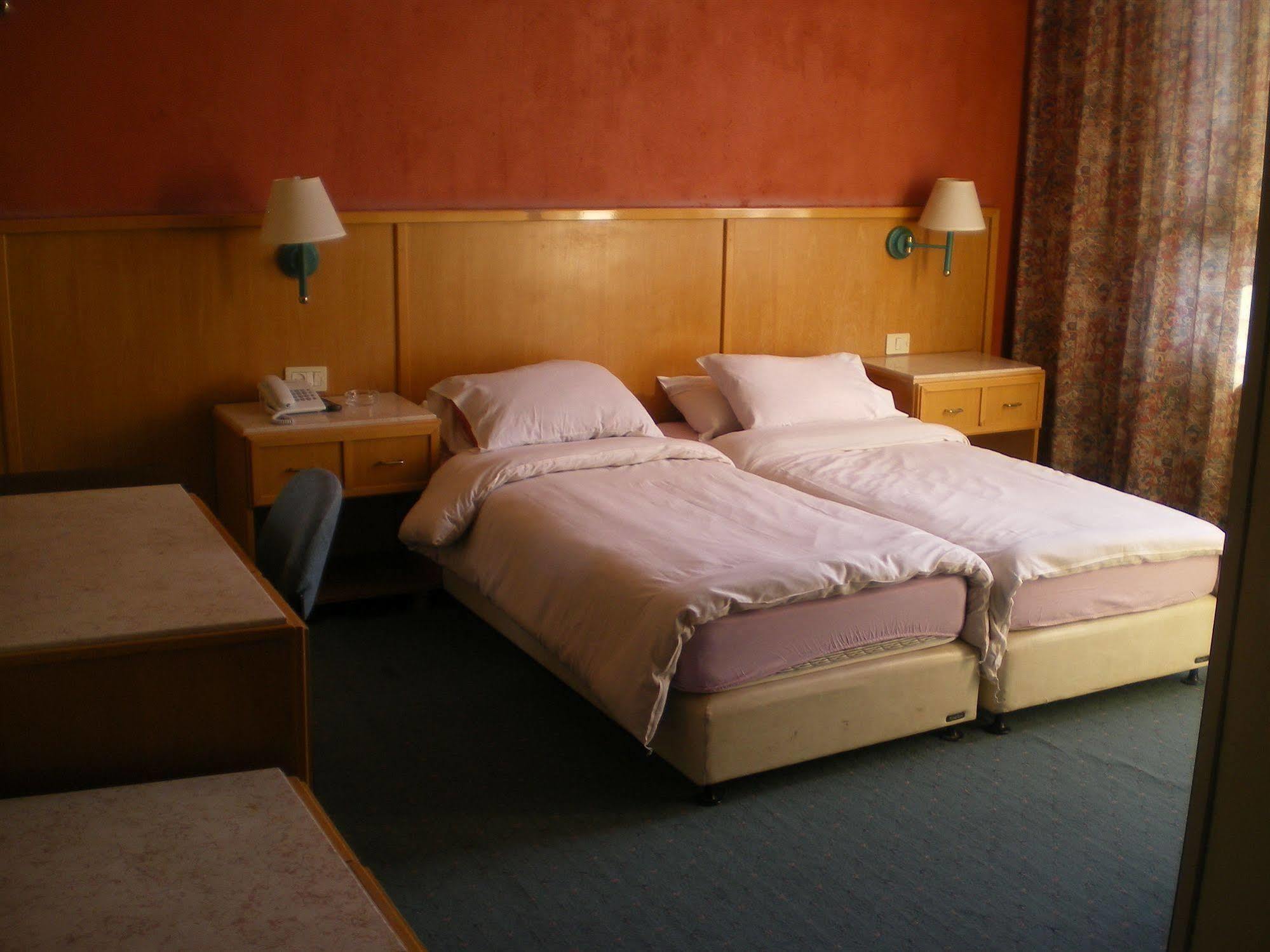 Marom Hotel Haifa Habitación foto